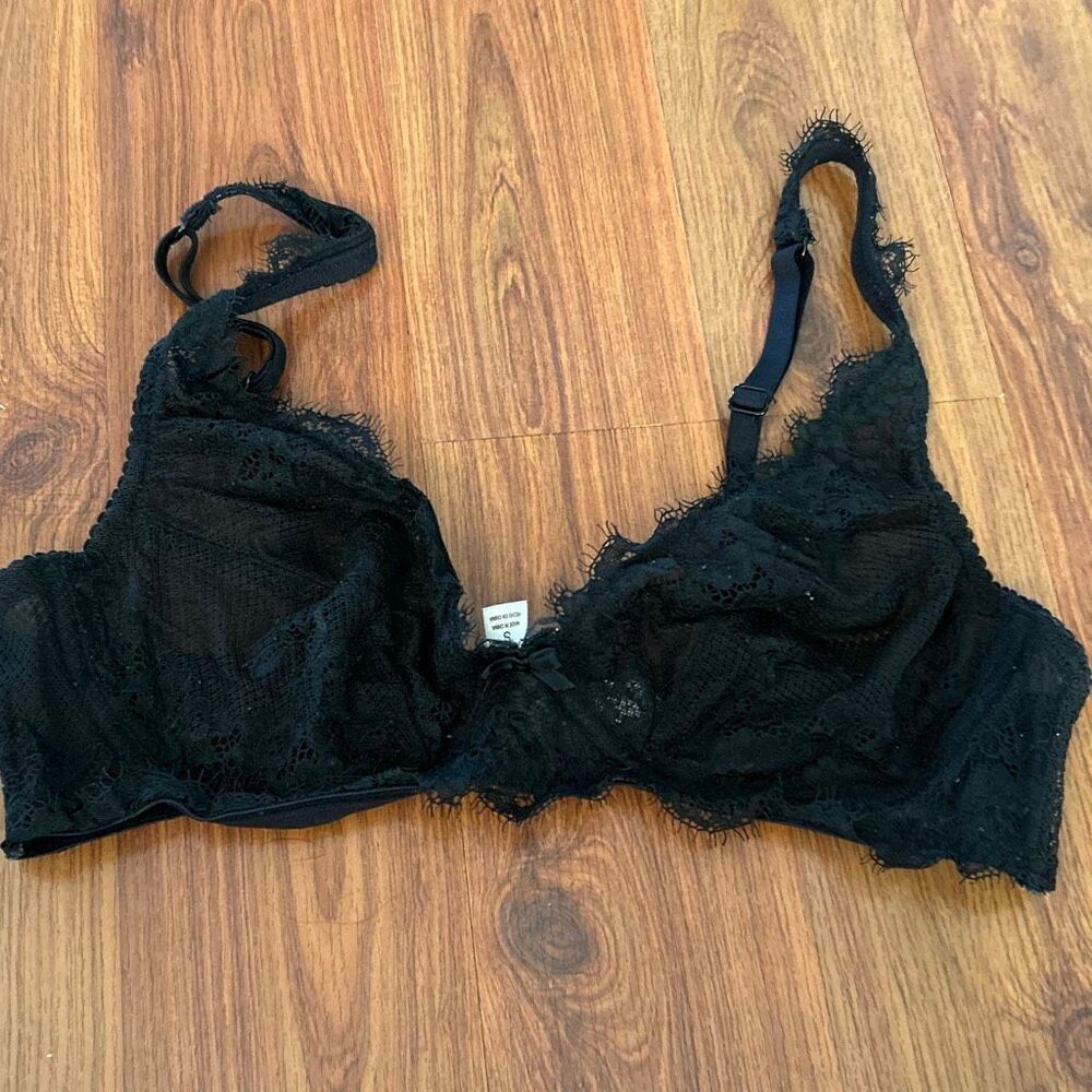 Gilligan and O’Malley hi Apex Bralette lace and mesh size small